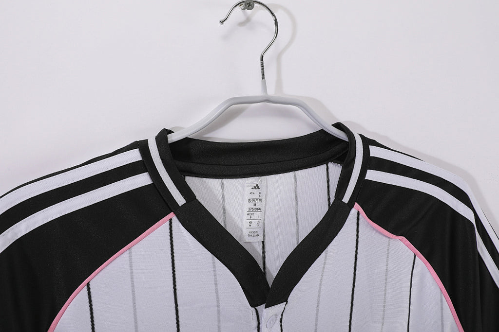 Juventus 8 A