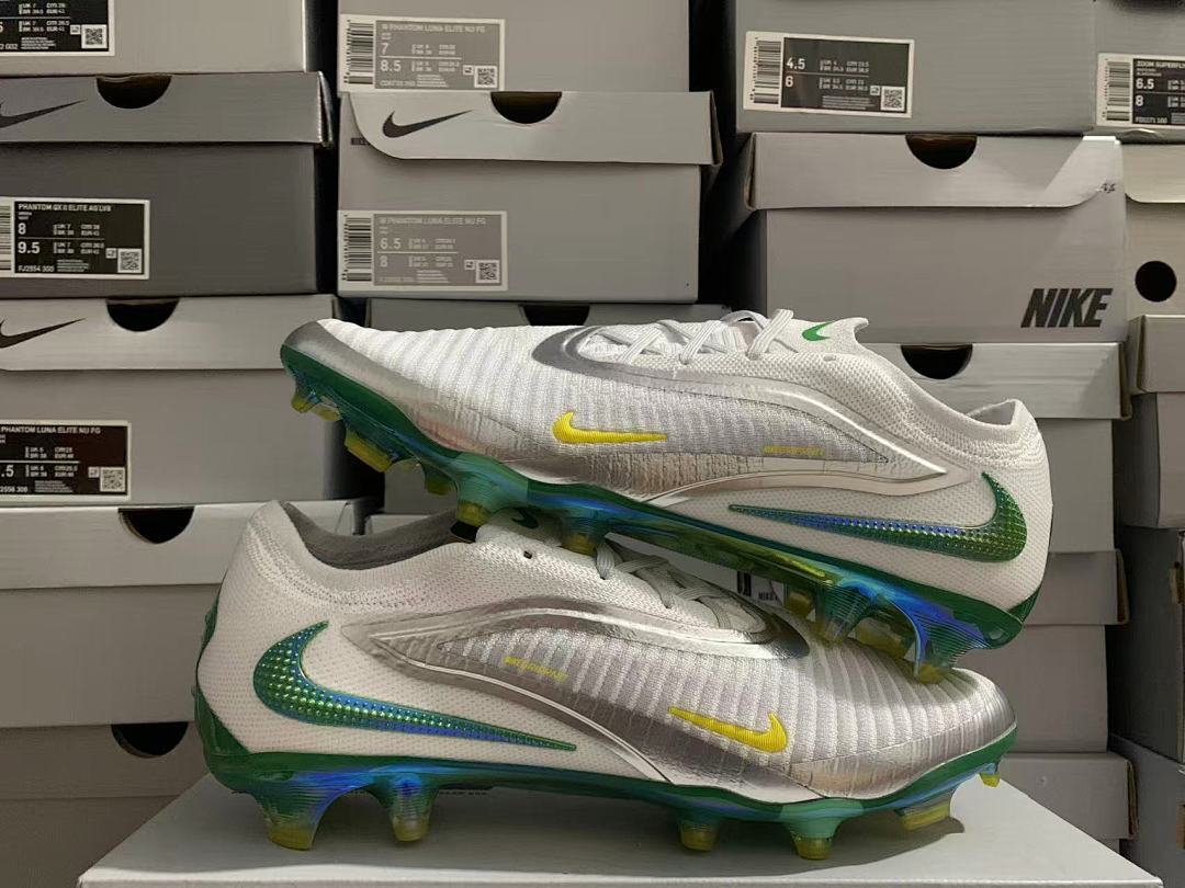 Phantom-6-GX-3-III-III-Elite-FG-35 - Nike