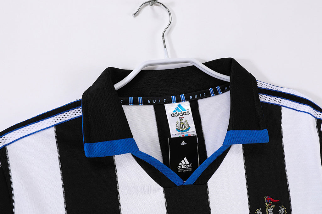 Newcastle 01 0 B 2000/2001