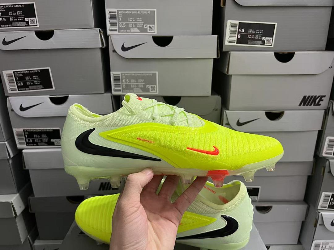 Phantom-6-GX-3-III-III-Elite-AG - Nike