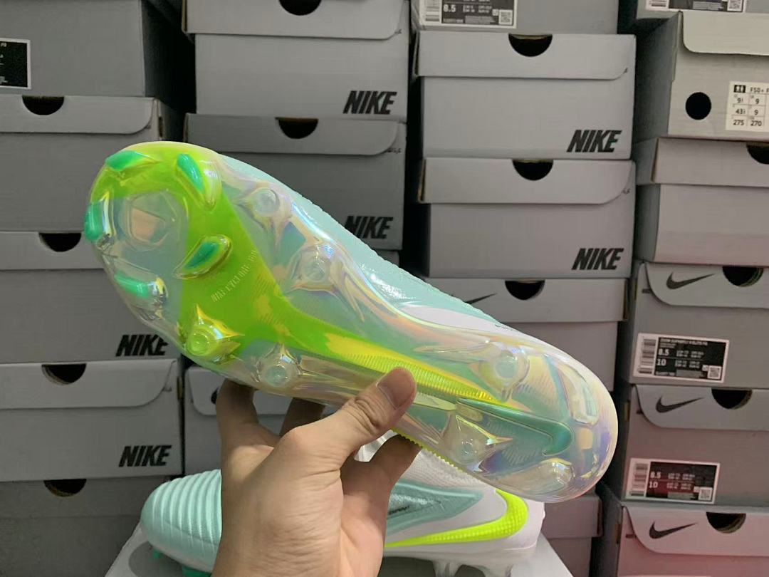 Phantom-6-GX-3-III-III-Elite-FG-32 - Nike