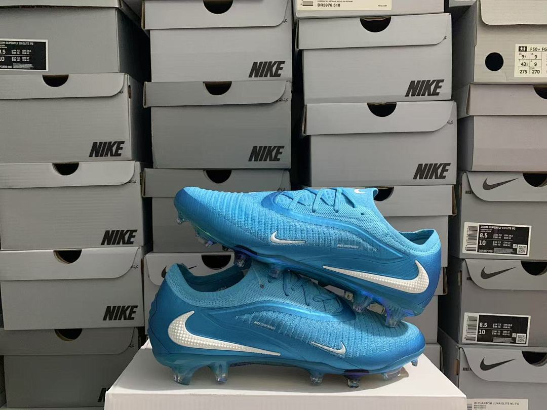Phantom-6-GX-3-III-III-Elite-FG-45 - Nike