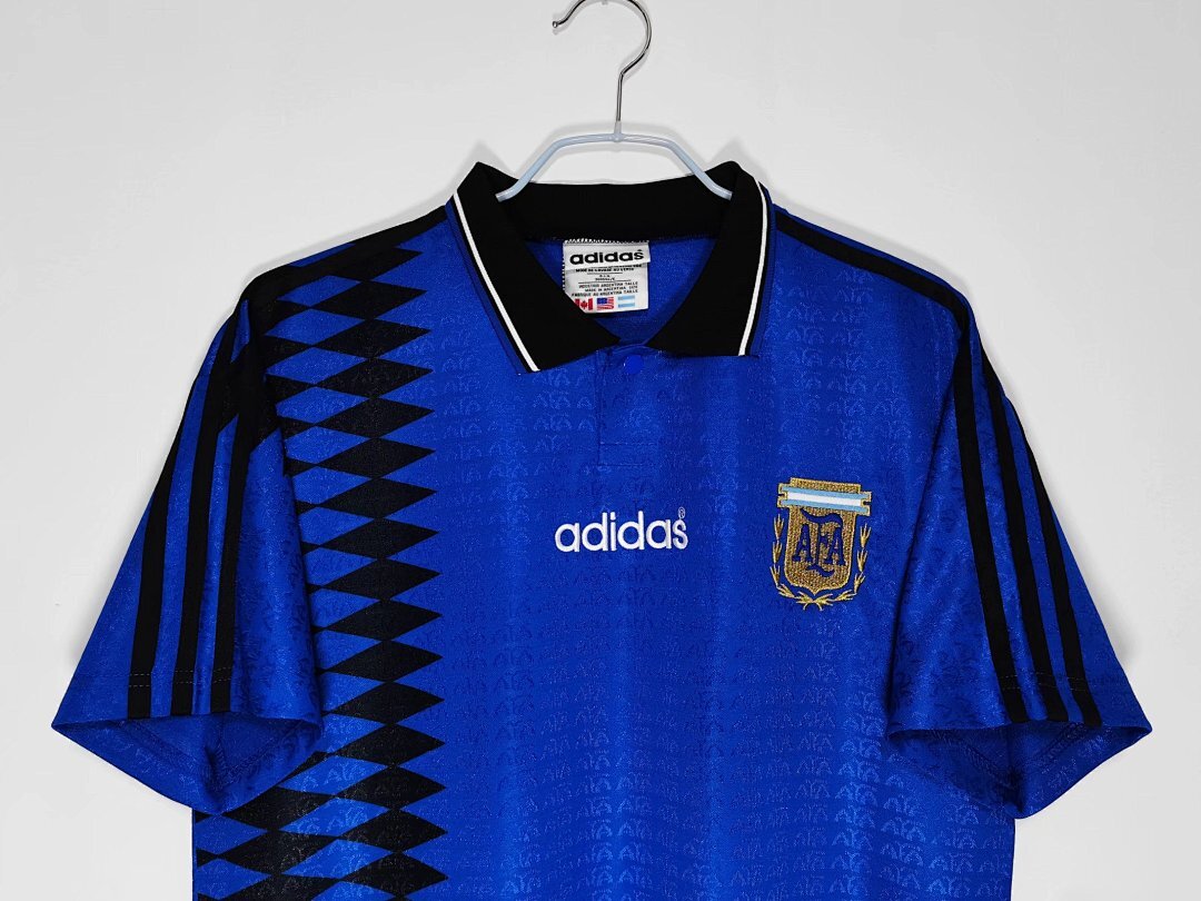 Argentine 8 A
