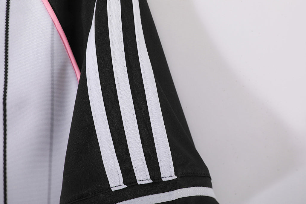 Juventus 8 A