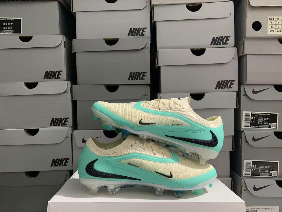 Phantom-6-GX-3-III-III-Elite-FG-54 - Nike