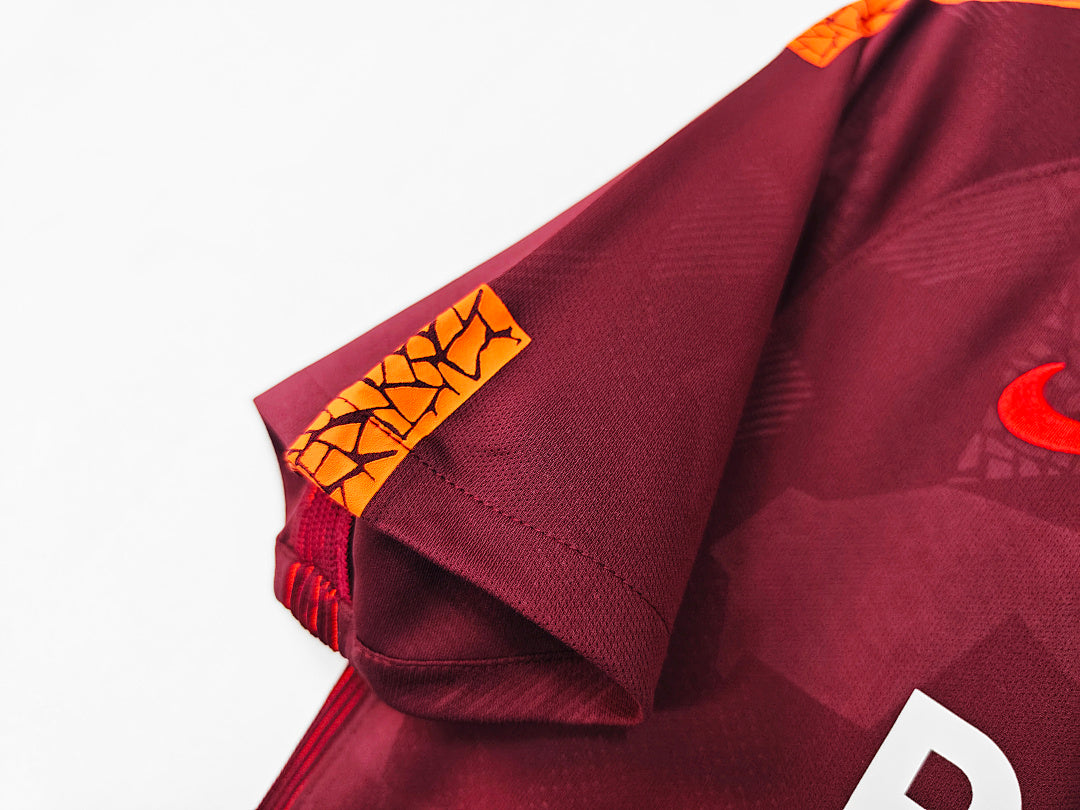 FC Barcelona 18 5 A 2017/2018