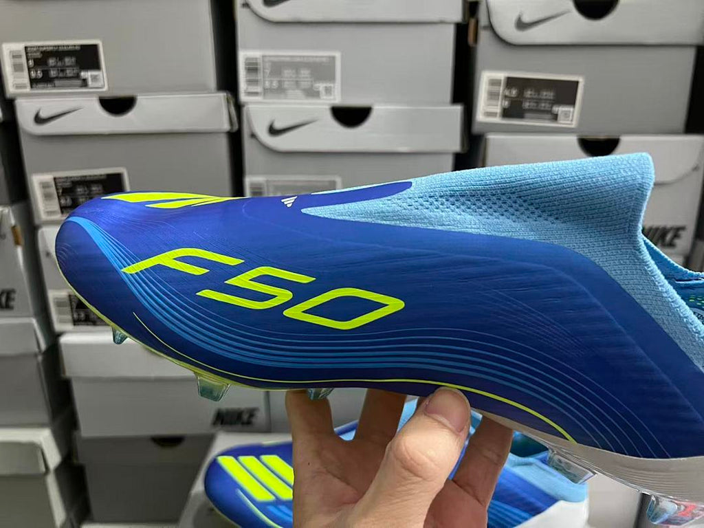 F-50--11-Elite-Laceless-FG - Adidas