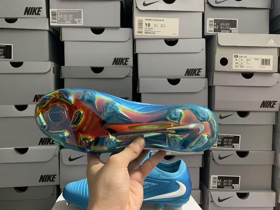 Phantom-6-GX-3-III-III-Elite-FG-45 - Nike