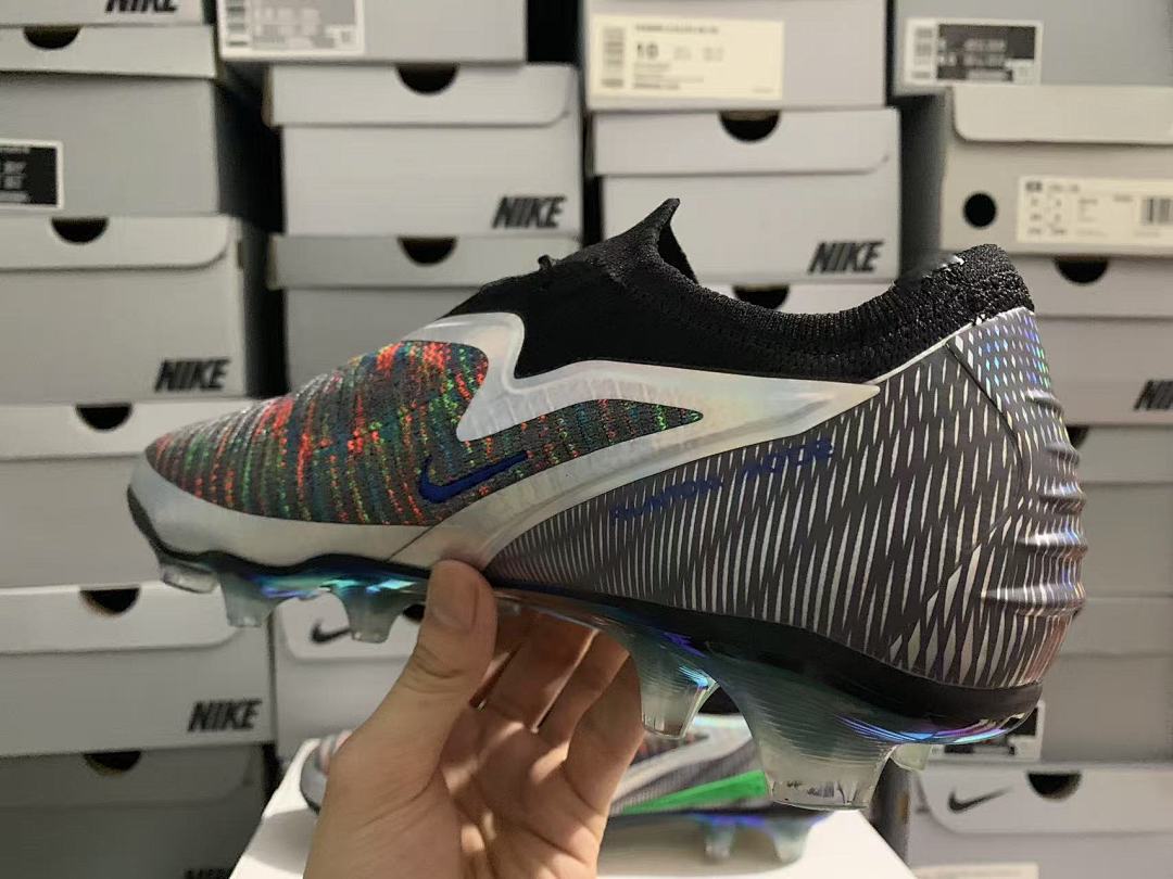 Phantom-6-GX-3-III-III-Elite-FG-46 - Nike