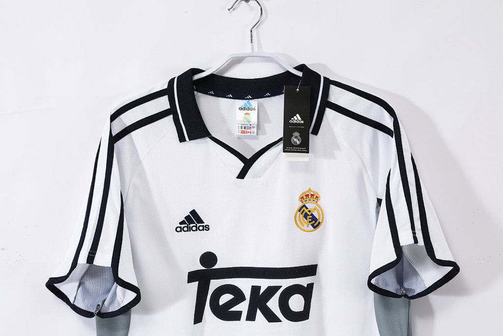 Real Madrid 01 8 A 2000/2001