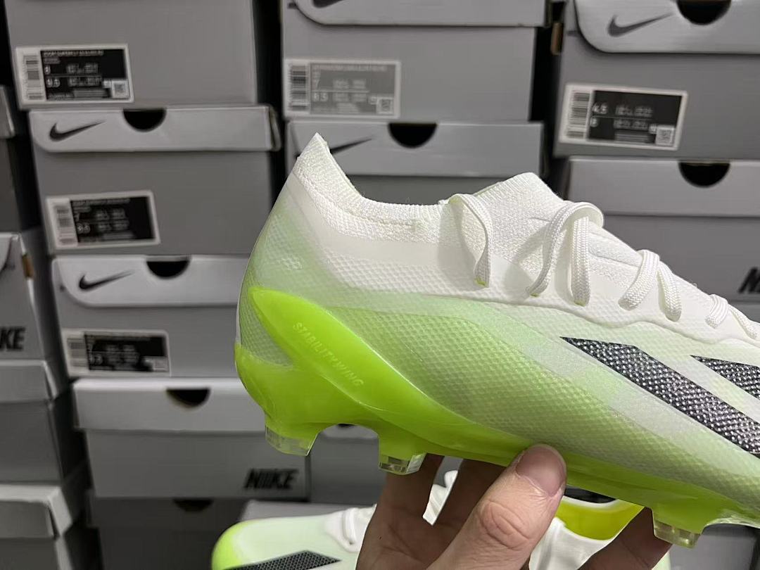 Adidas Modele X X 23 Crazyfast1 FG