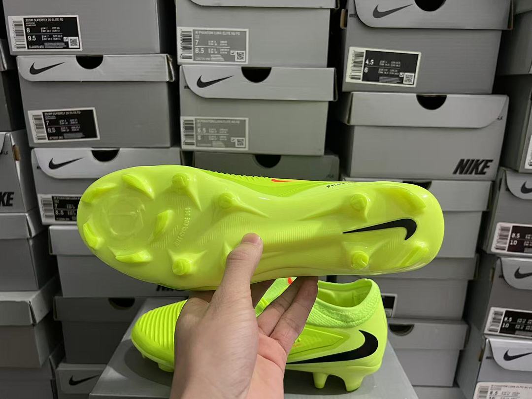 Phantom-6-Pro-FG-01 - Nike