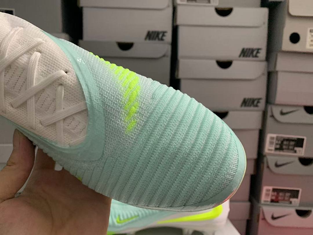 Phantom-6-GX-3-III-III-Elite-FG-32 - Nike