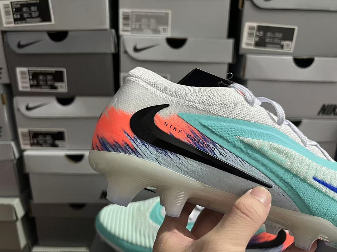 Phantom-6-GX-3-III-III-Elite-FG-20 - Nike