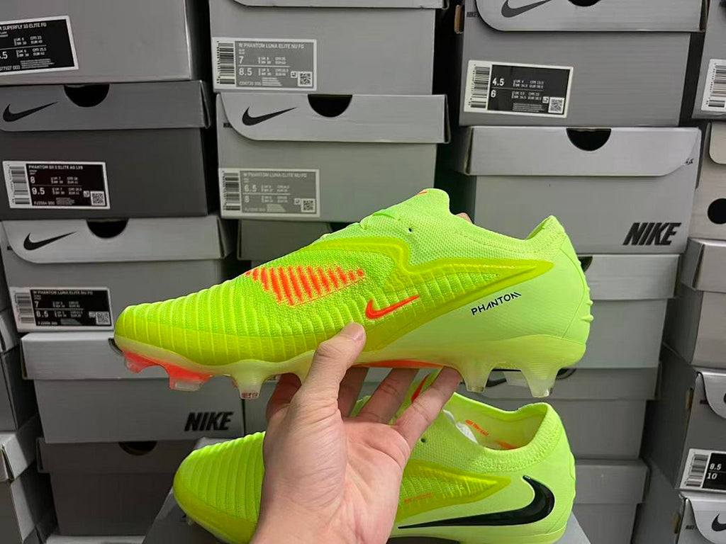 Phantom-6-GX-3-III-III-Elite-FG-21 - Nike