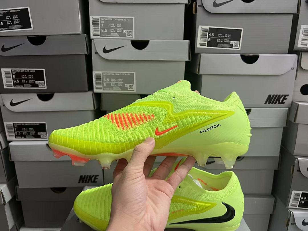 Phantom-6-GX-3-III-III-Elite-FG-21 - Nike