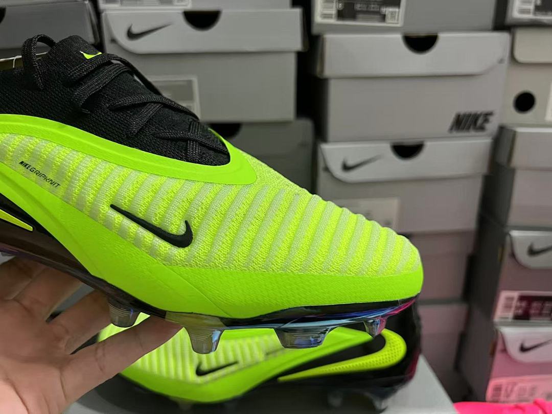 Phantom-6-GX-3-III-III-Elite-FG-17 - Nike