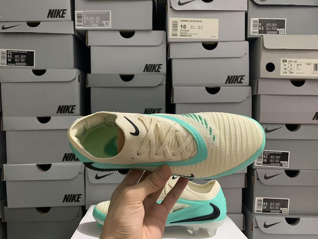 Phantom-6-GX-3-III-III-Elite-FG-54 - Nike