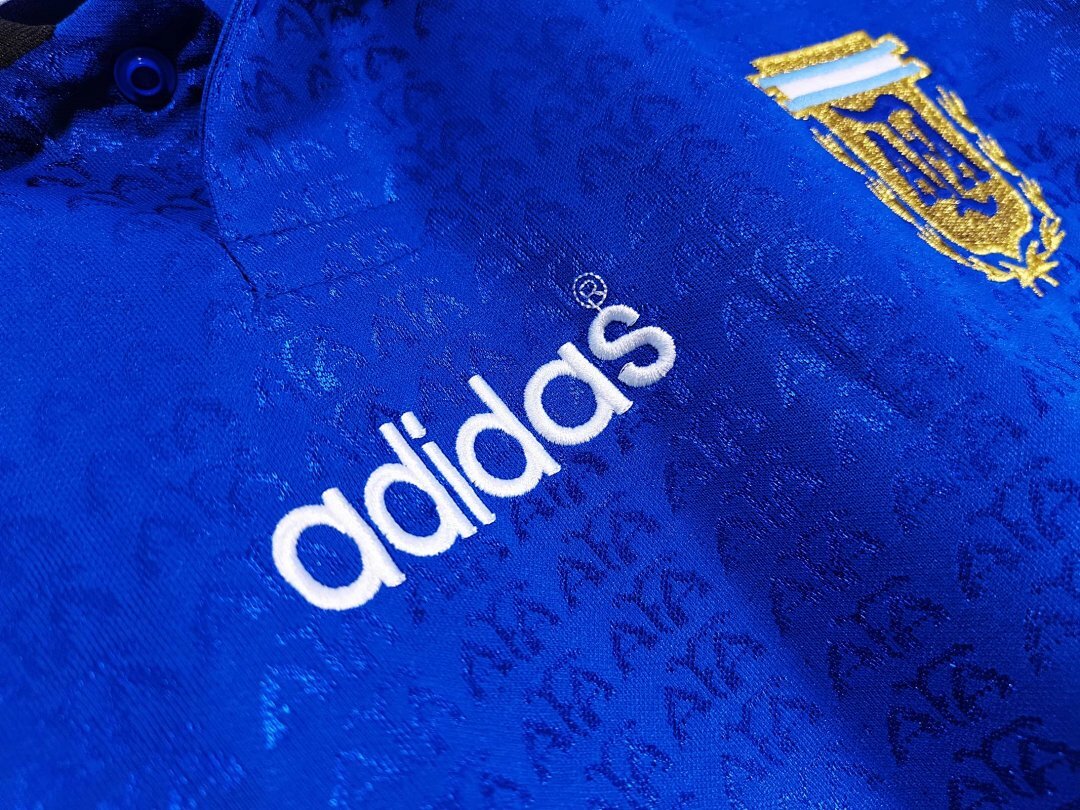 Argentine 8 A