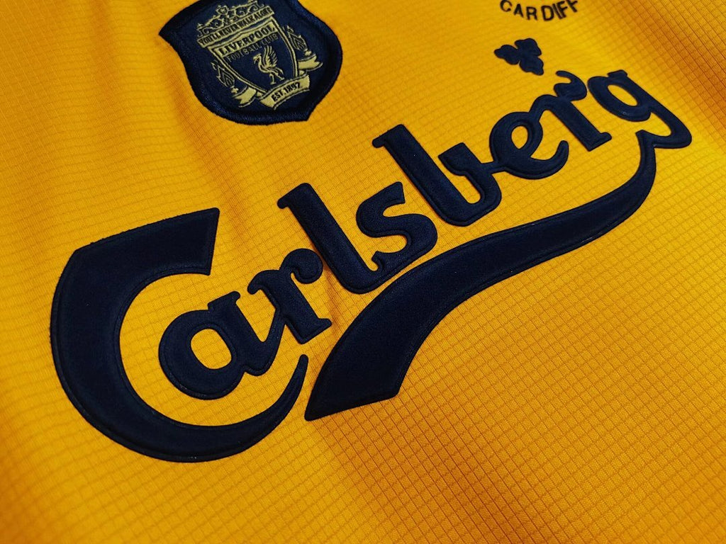 Liverpool 01 8 A 2000/2001