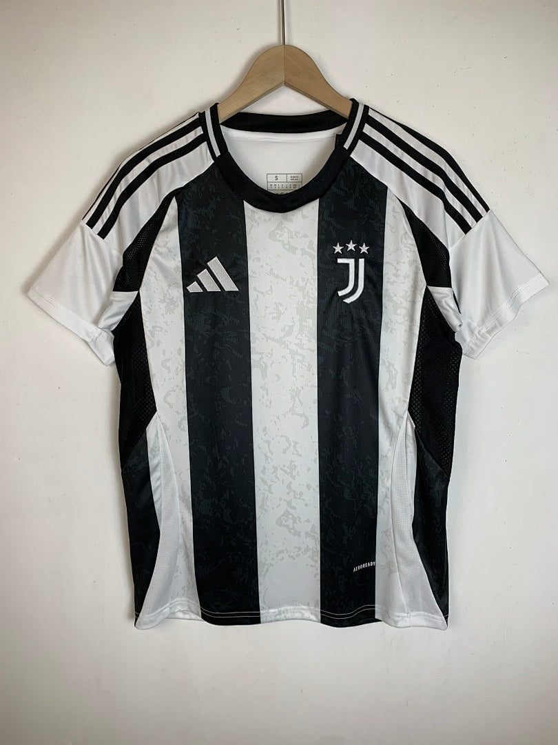 Juventus S 4 2024/2025