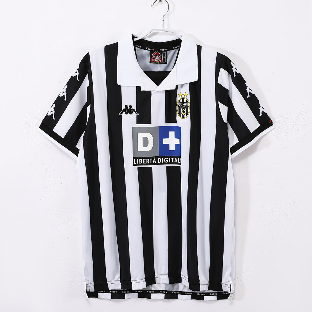 Juventus 00 8 A 1999/2000