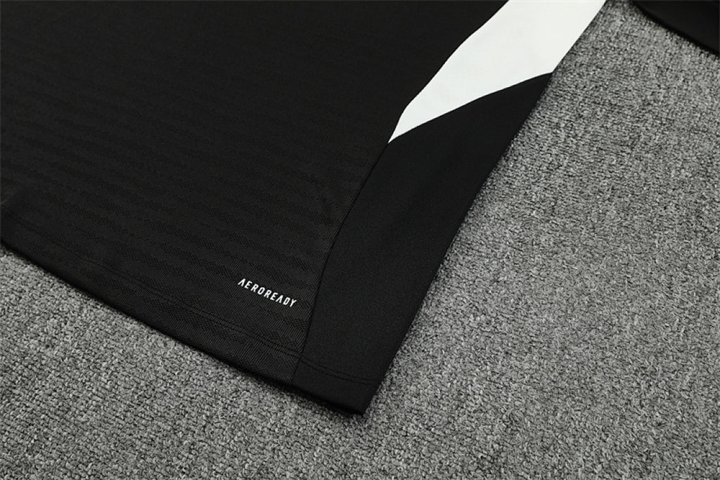 Liverpool AD Noir 25/26