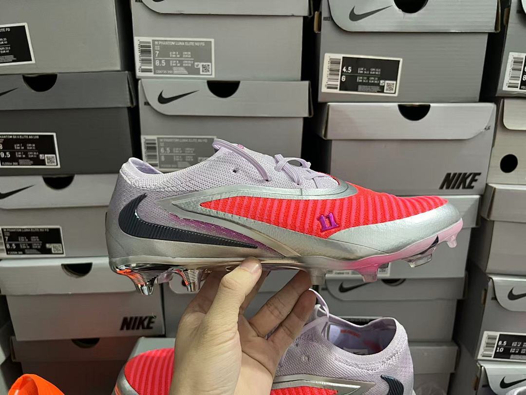 Phantom-6-GX-3-III-III-Elite-FG-13 - Nike