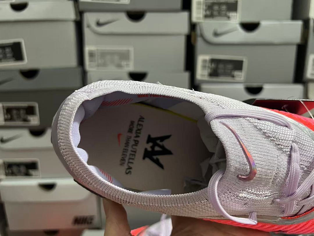 Phantom-6-GX-3-III-III-Elite-FG-13 - Nike