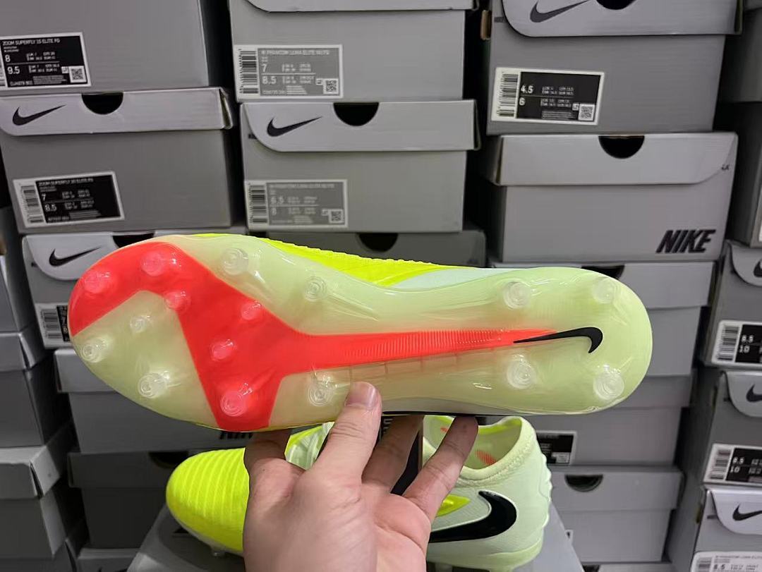 Phantom-6-GX-3-III-III-Elite-AG - Nike