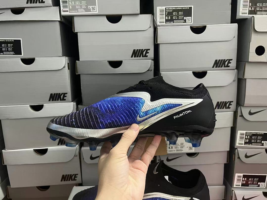 Phantom-6-GX-3-III-III-Elite-FG-33 - Nike