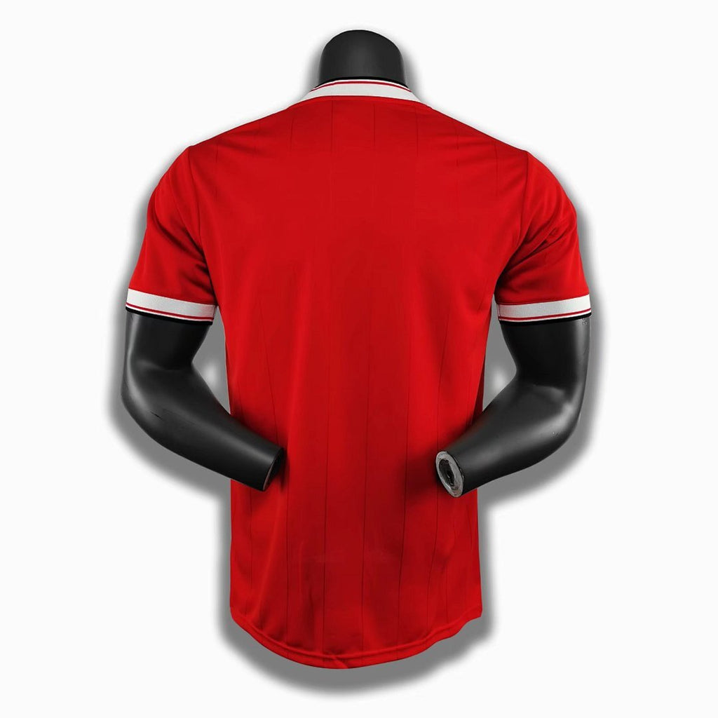 Man United 8 A