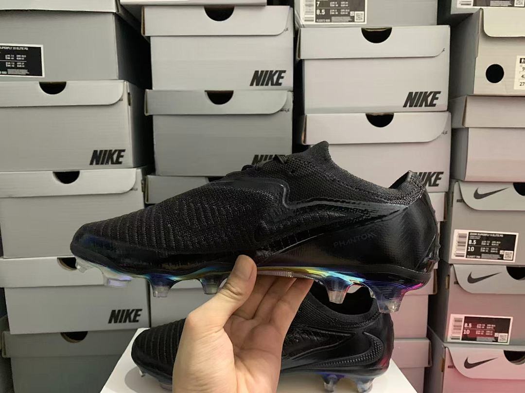 Phantom-6-GX-3-III-III-Elite-FG-40 - Nike