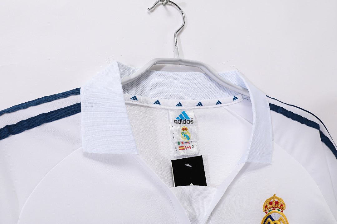 Real Madrid 02 8 A 2001/2002