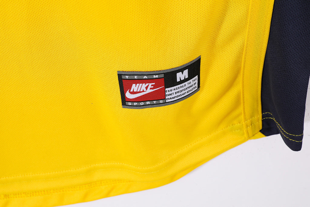 Arsenal 01 8 A 2000/2001