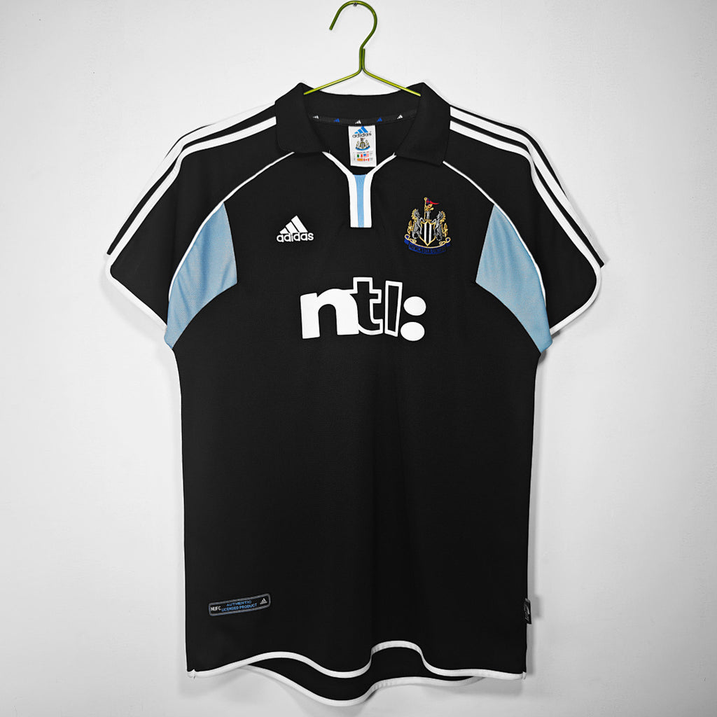 Newcastle 01 8 A 2000/2001