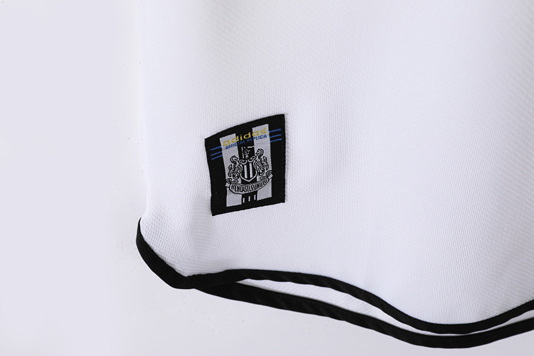 Newcastle 00 0 B 1999/2000