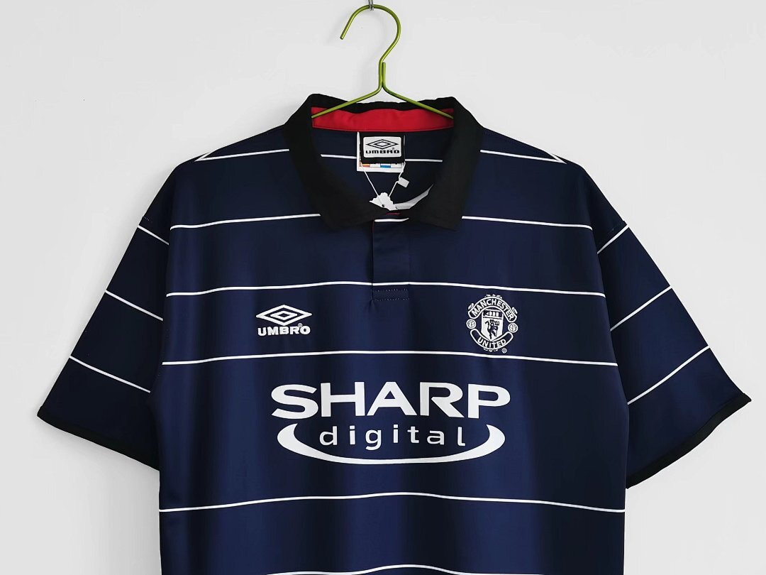 Man United 00 8 A 1999/2000