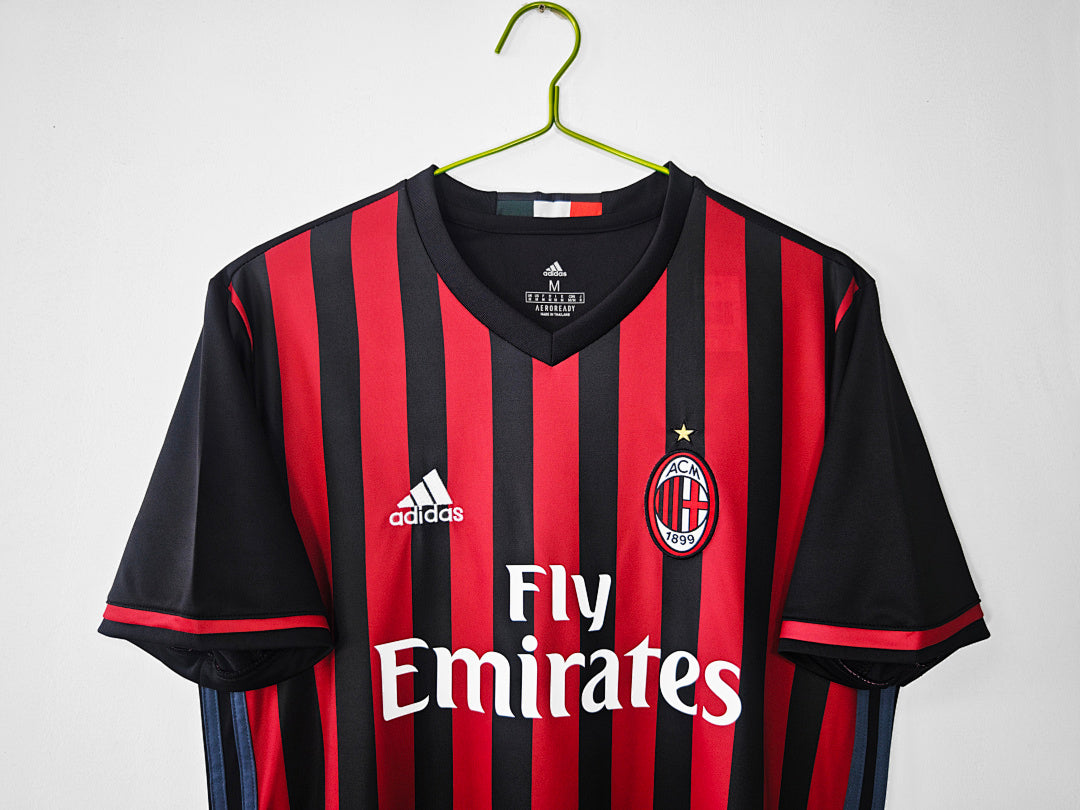 AC Milan 17 Ac 8 A 2016/2017