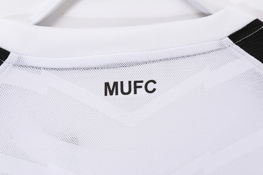 Man United 11 3 B Blanc 2010/2011