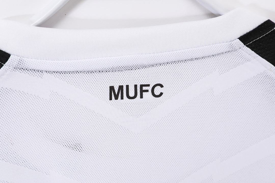 Man United 11 3 B Blanc 2010/2011