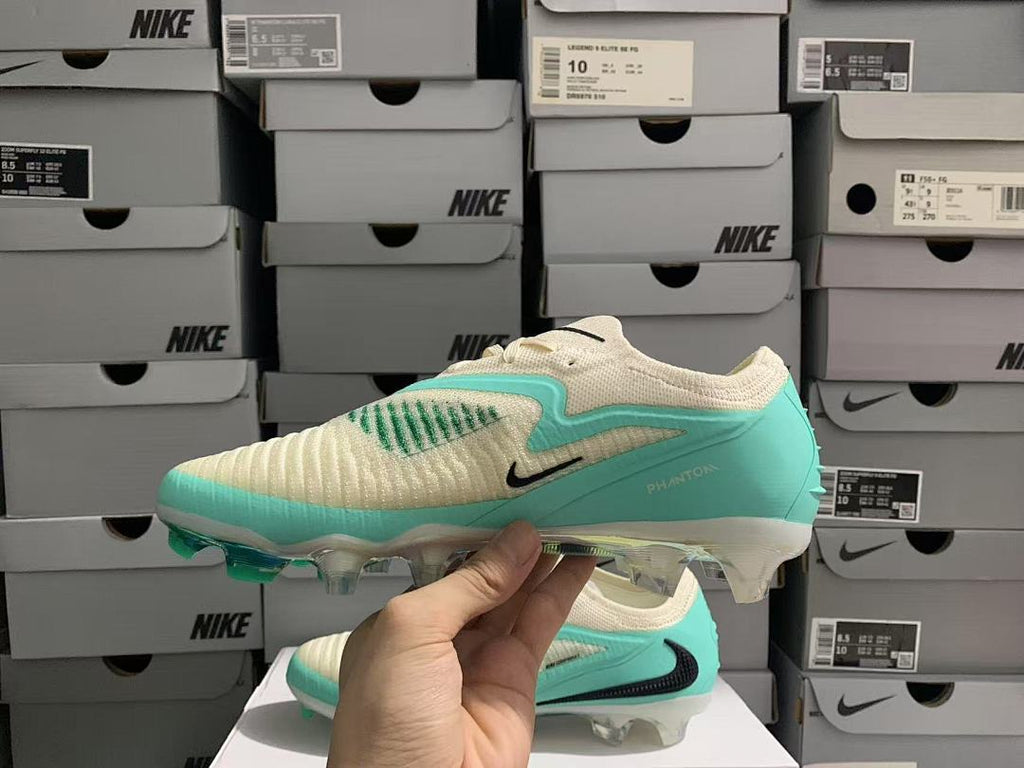 Phantom-6-GX-3-III-III-Elite-FG-54 - Nike
