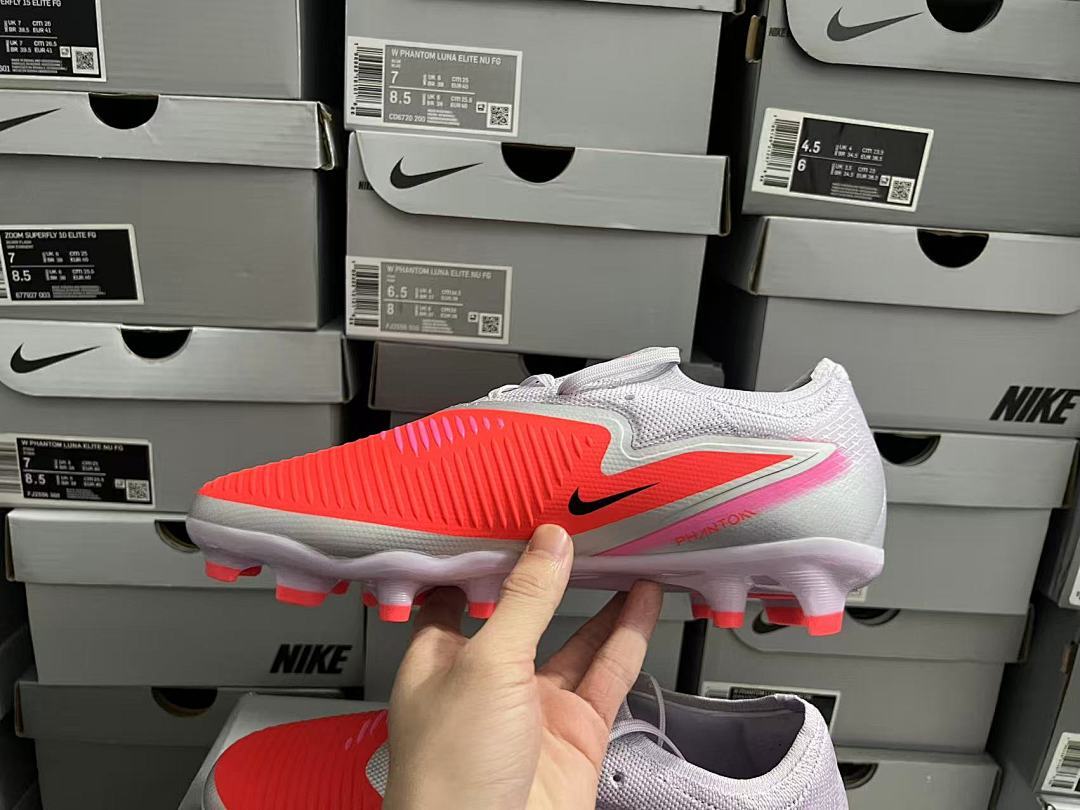 Phantom-6-Pro-FG - Nike