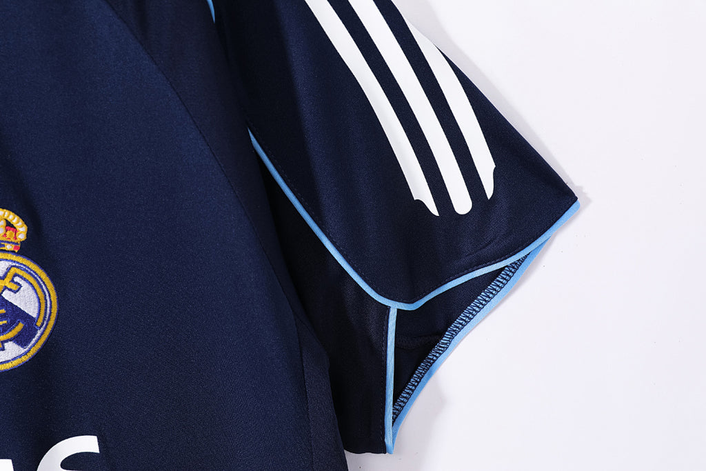 Real Madrid 06 8 A Bleu Roi 2005/2006