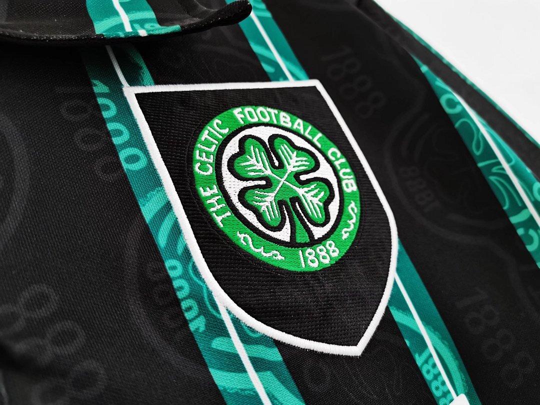 Celtic Glasgow 93 8 A 1992/1993