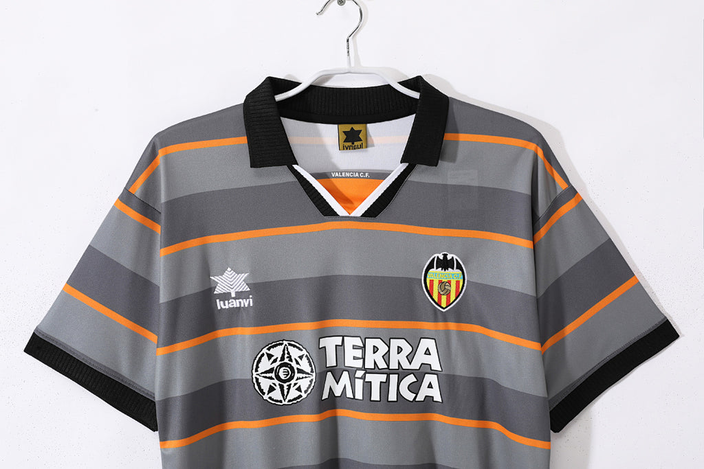 Valence 00 8 A 1999/2000