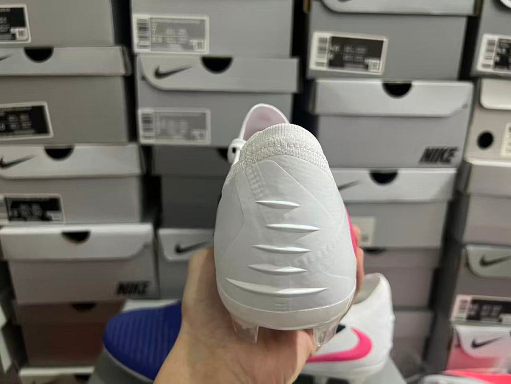 Phantom-6-GX-3-FG-01 - Nike